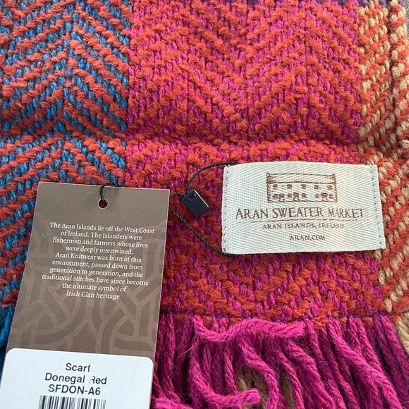 ARAN SWEATER MARKET Wool Donegal Scarf Rainbow NWT - Picture 5 of 5
